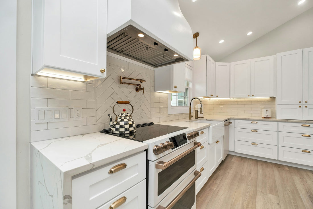 Full Overlay Kitchen Cabinets